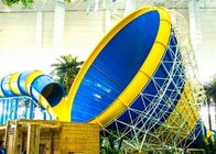 toboganes acuáticos de encargo del bumerán para la piscina del aterrizaje de 1350 pies cuadrados