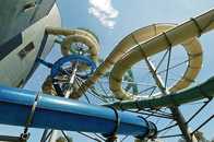 Tobogán acuático espiral del parque temático de la fibra de vidrio de la seguridad para la experiencia del entretenimiento