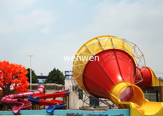Toboganes acuáticos grandes de la piscina, tobogán acuático comercial al aire libre del embudo de la fibra de vidrio