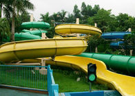 Tobogán acuático comercial al aire libre del parque temático modificado para requisitos particulares para los niños y los adultos